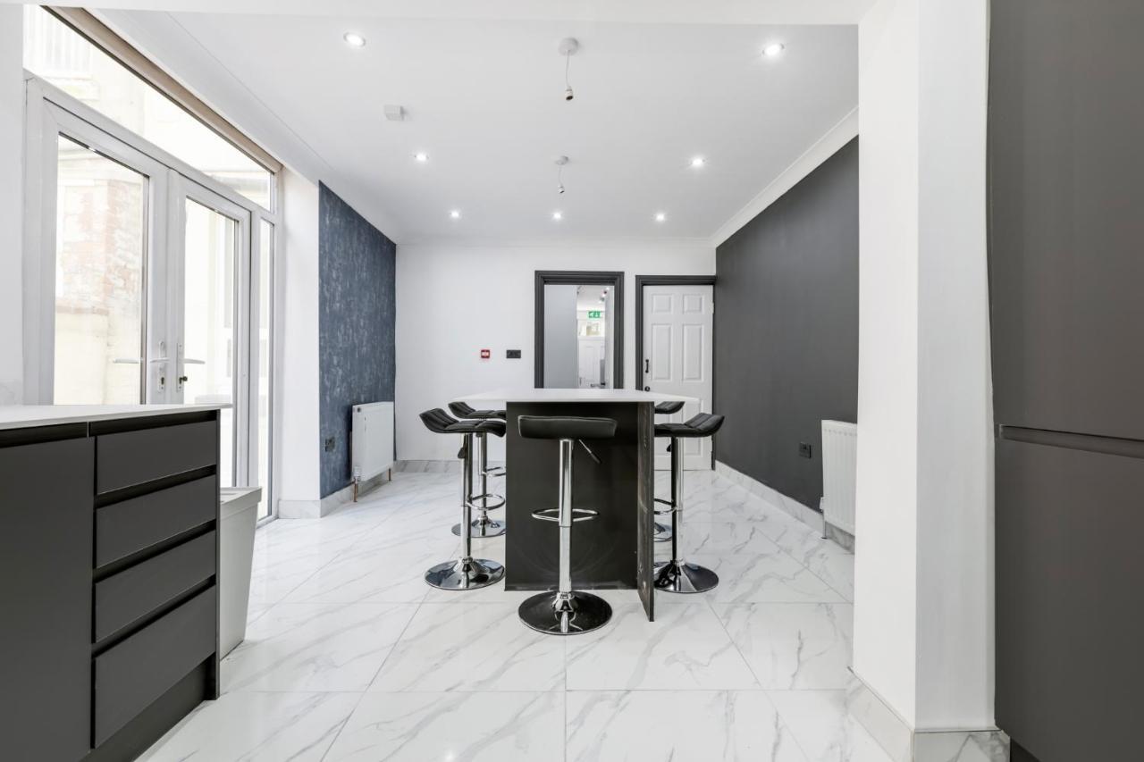 Crystal Towers Sasco Apartments Blackpool Exterior photo